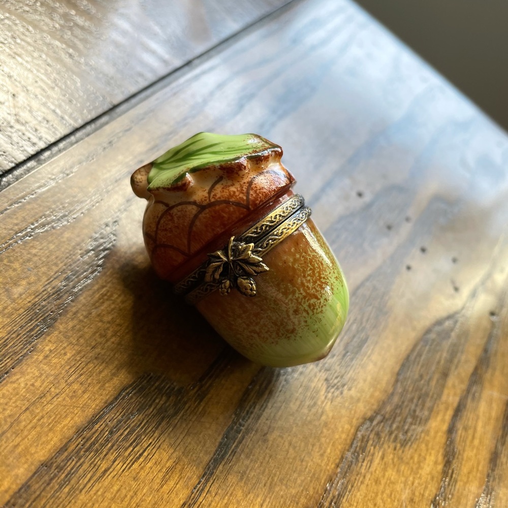Authentic Limoges Box/Acorn